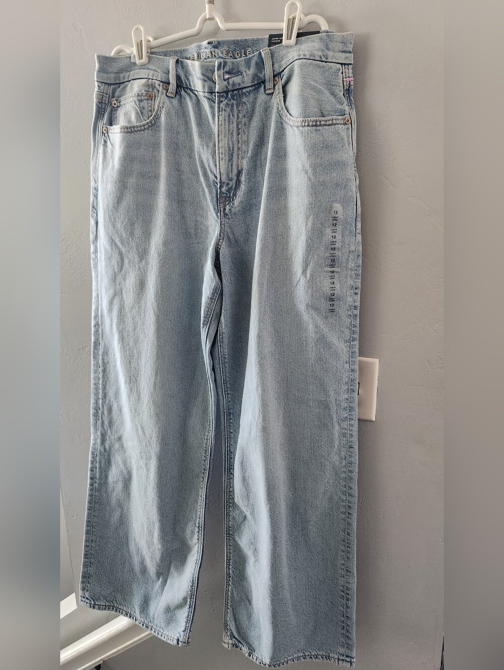 🆕️American Eagle Curvy Baggy Straight Super High Rise Size 12 Long